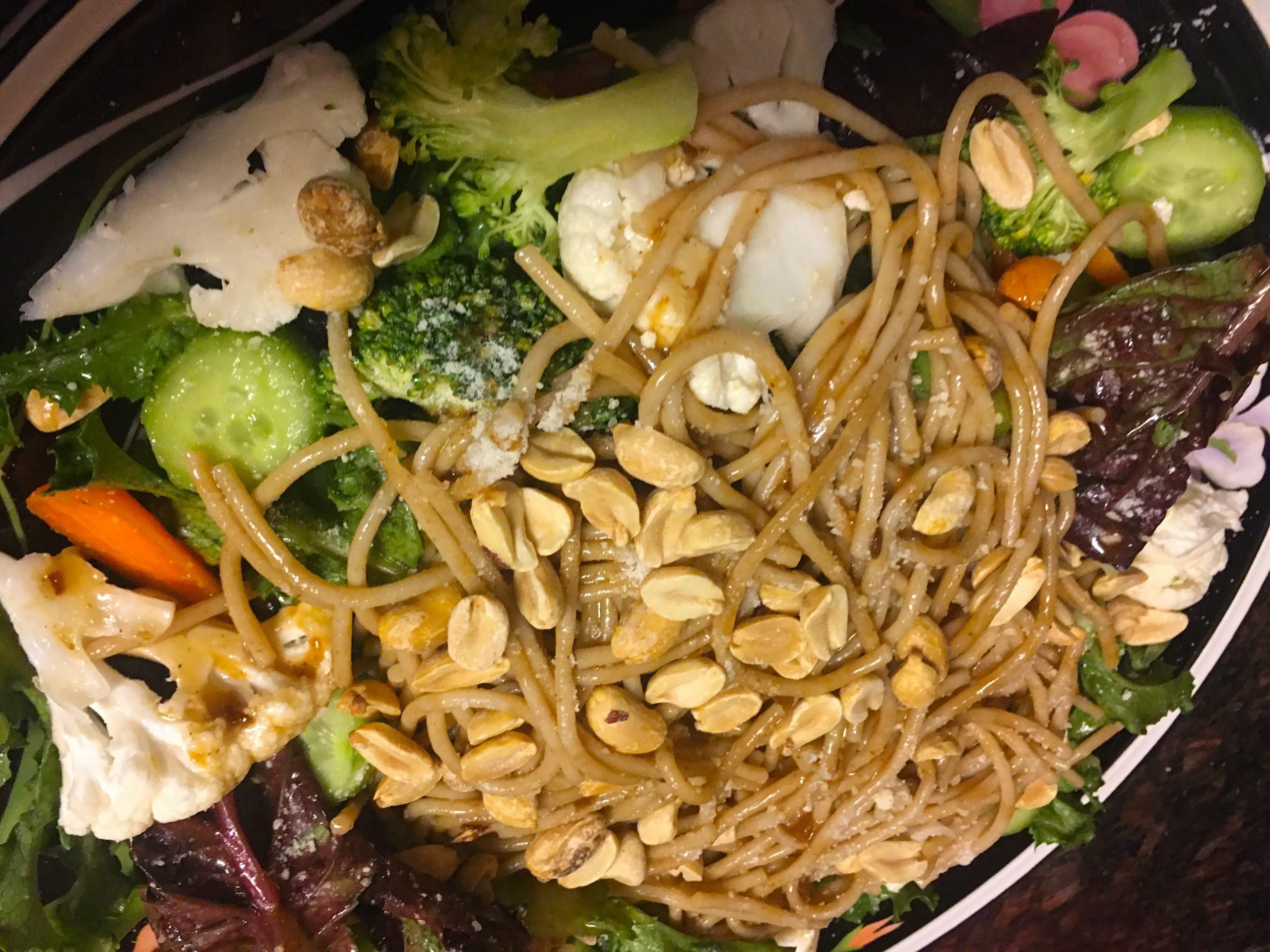 Yummy Spaghetti Vegetable Peanut Salad